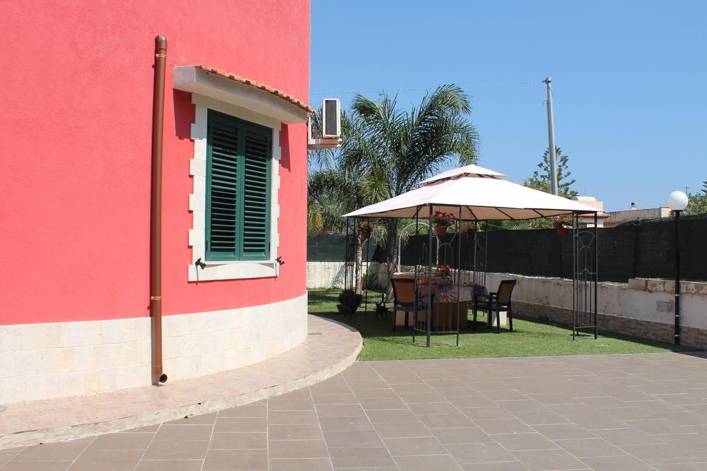 Villa Costanzo Al Mare Avola Exterior foto